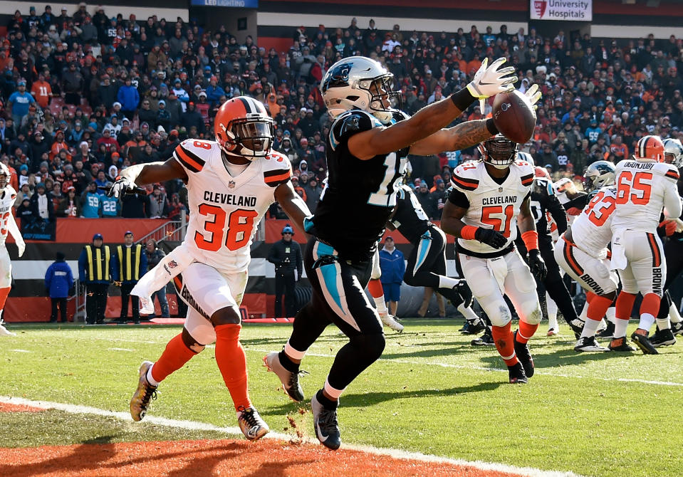 <p>D.J. Moore #12 of the Carolina Panthers can’t make a catch in front of T.J. Carrie #38 of the Cleveland Browns during the first quarter at FirstEnergy Stadium on December 9, 2018 in Cleveland, Ohio. (Photo by Jason Miller/Getty Images) </p>