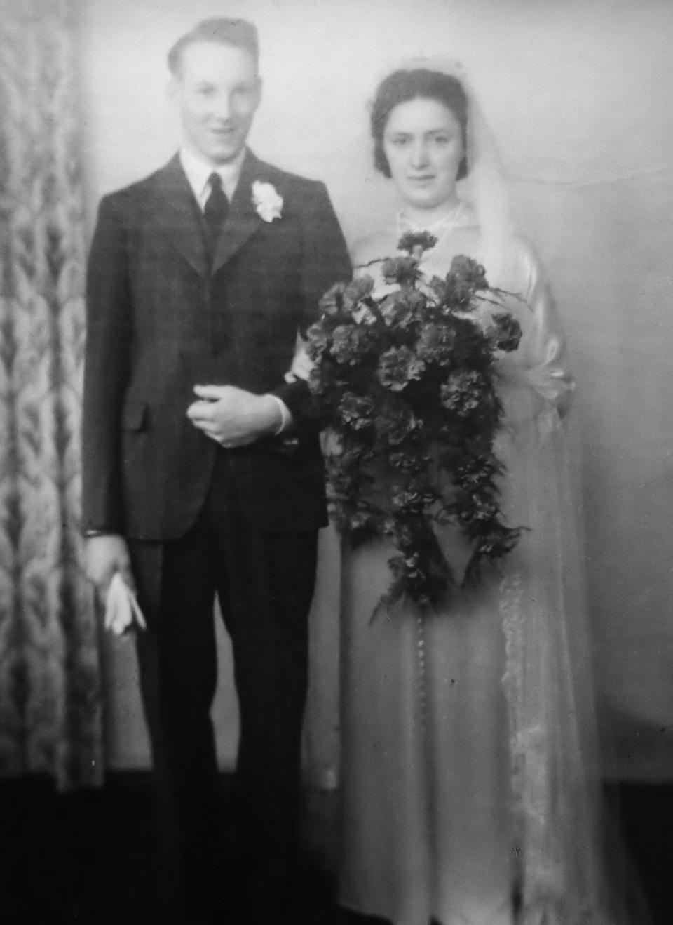 Dorothy and Tim met during the Second World War and married in 1942. (Walter family/SWNS)