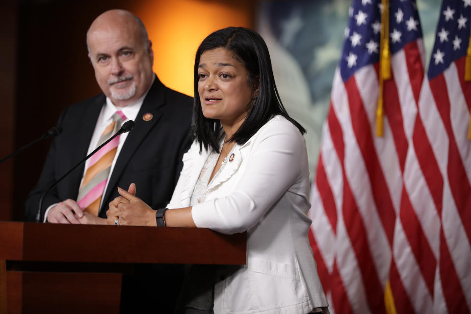 Congressional Progressive Caucus co-chairs, Rep. Mark Pocan (D-Wis.), left, and Rep. Pramila Jayapal (D-Wash.), have struggled to unite a group of more than 90 lawmakers. (Photo: Chip Somodevilla/Getty Images)