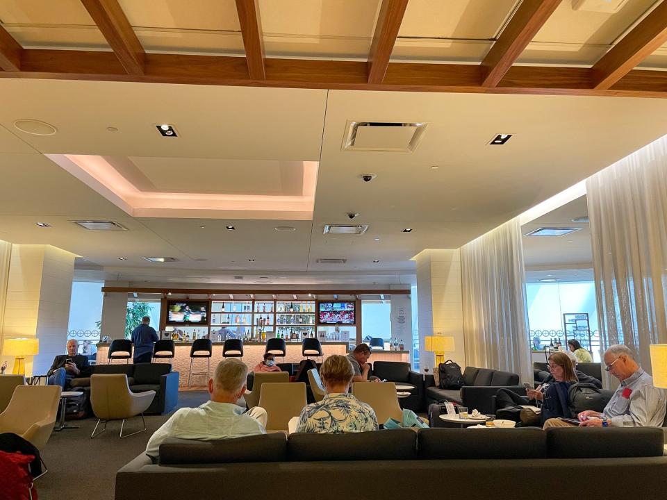 The interior of the Star Alliance Lounge at the Los Angeles International Airport.