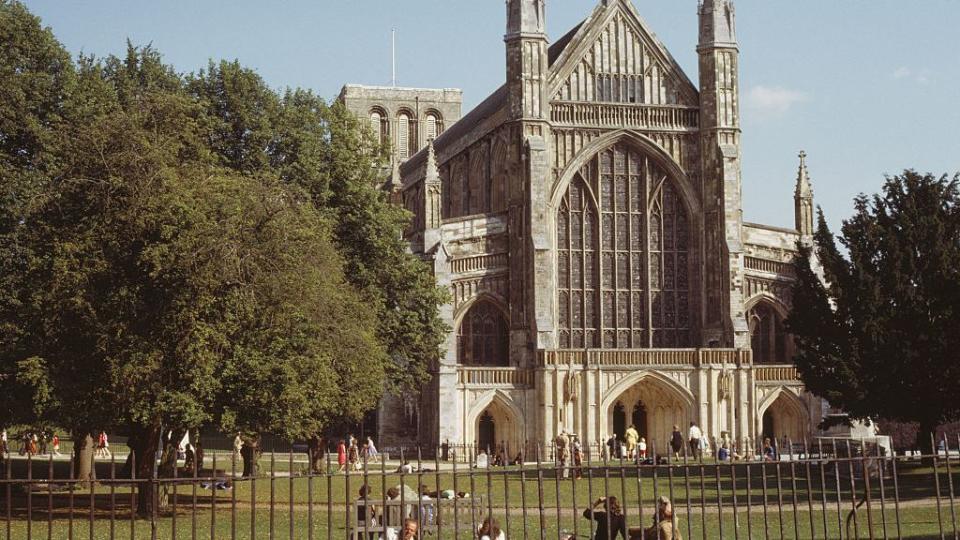 winchester cathedral