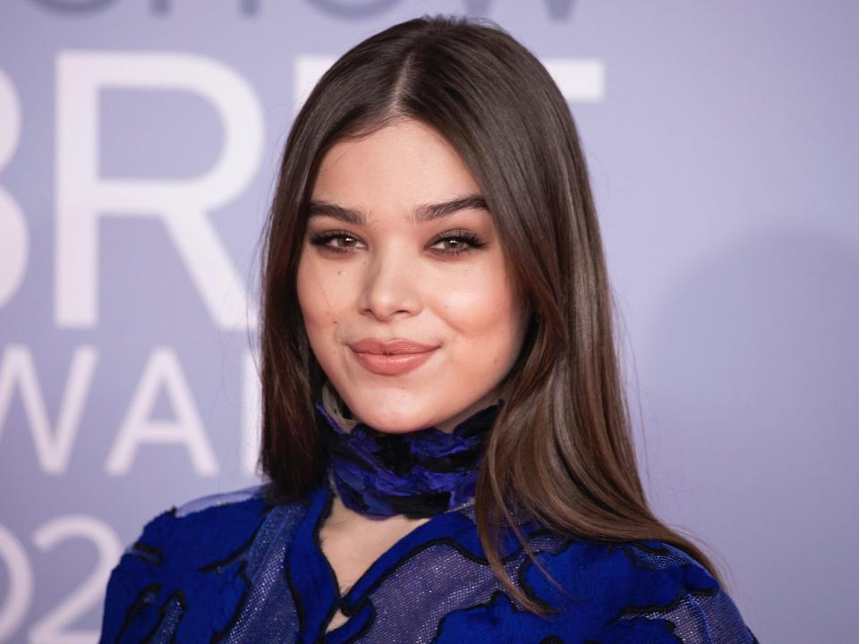 hailee steinfeld february 2020