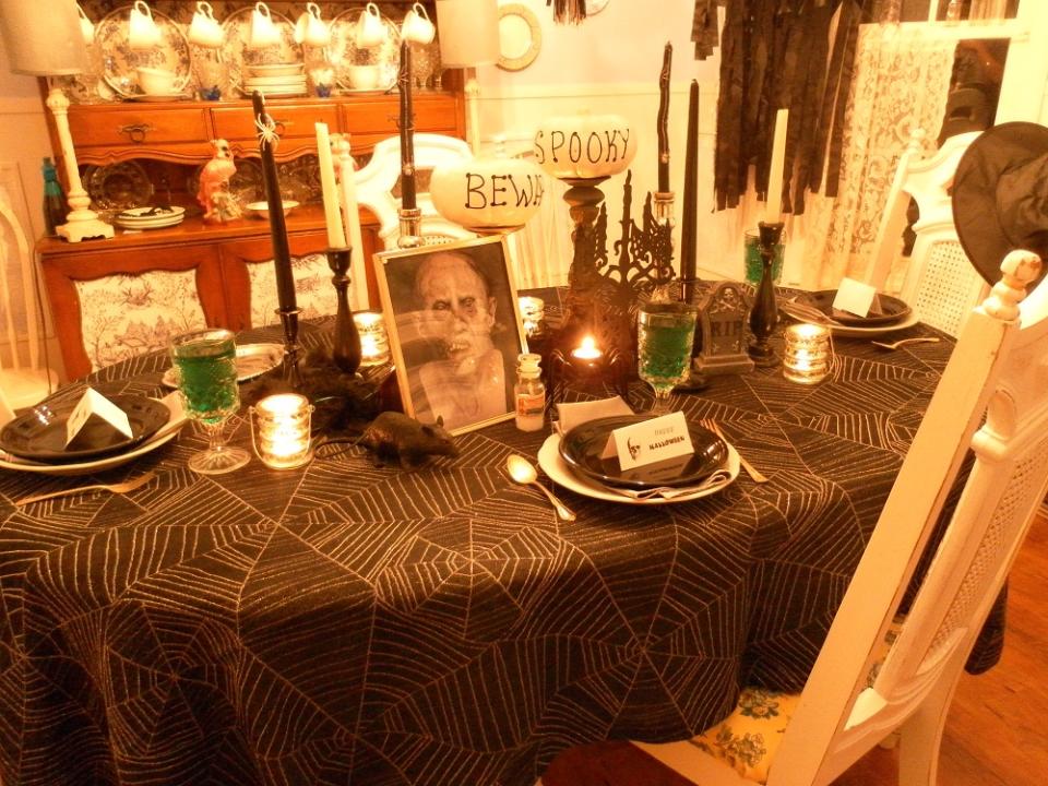 A Halloween Dinner Party Tablescape