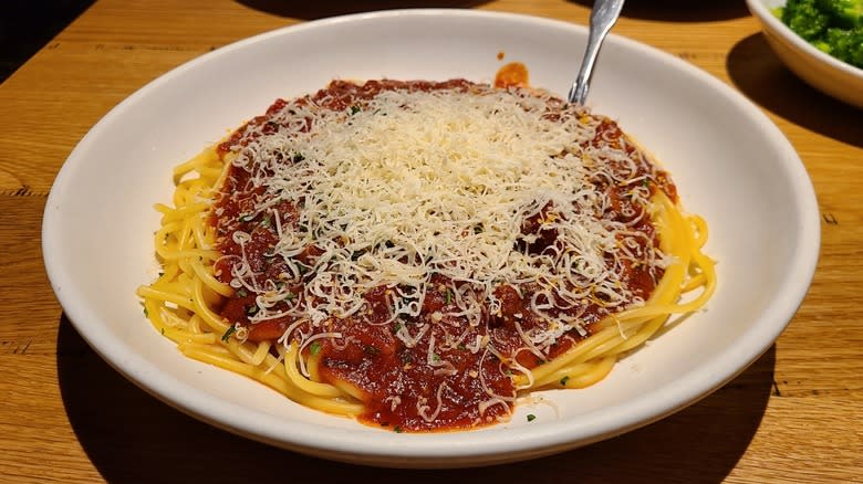 Olive Garden Spaghetti with Marinara