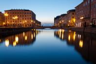 <b>Trieste</b><br><br> Aumenti anche nella città friulana, dove l'aliquota sullo sfitto passa dall'1 all1,06 per cento e dallo 0,76% allo 0,85% sulle aree edificabili.