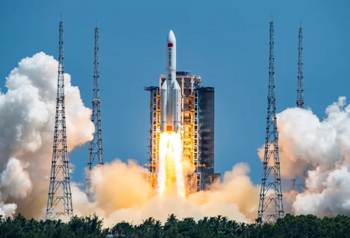 The rocket carrying Chinas second module for its Tiangong space station lifts off from Wenchang spaceport in southern China on 24 July, 2022 (Getty Images)