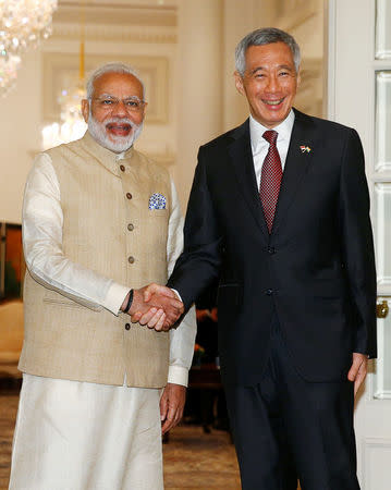 India's Prime Minister Narendra Modi meets with Singapore's Prime Minister Lee Hsien Loong at the Istana in Singapore June 1, 2018. REUTERS/Edgar Su