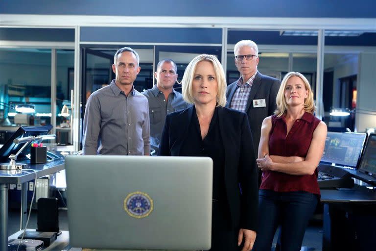 El elenco de CSI: Cyber, que no seguirá