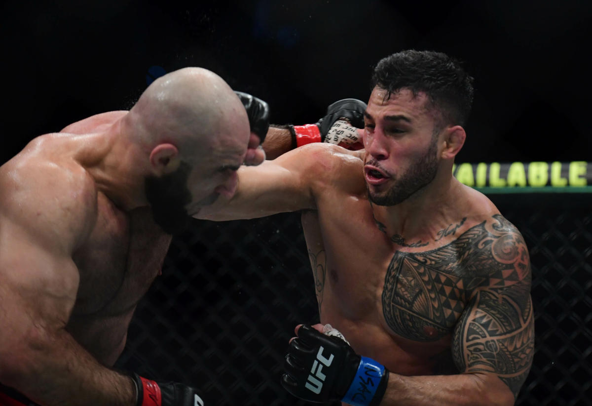 Gregory Rodrigues Announces UFC Fight Night Clash vs. Brad Tavares on Feb.  10