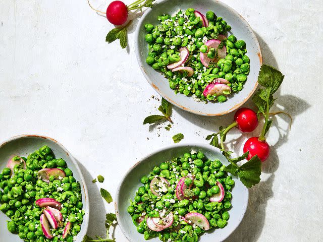 AR Magazine Butter-Smashed Peas with Radishes