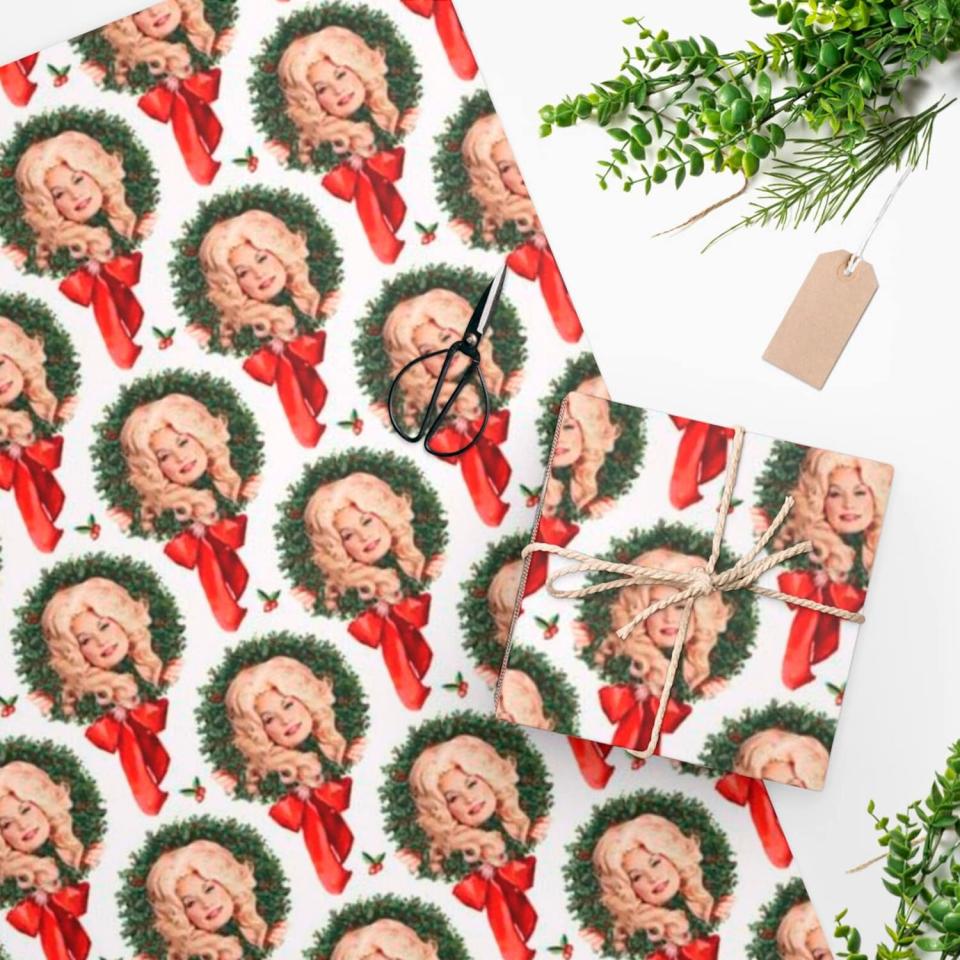 Dolly Christmas Wrapping Paper