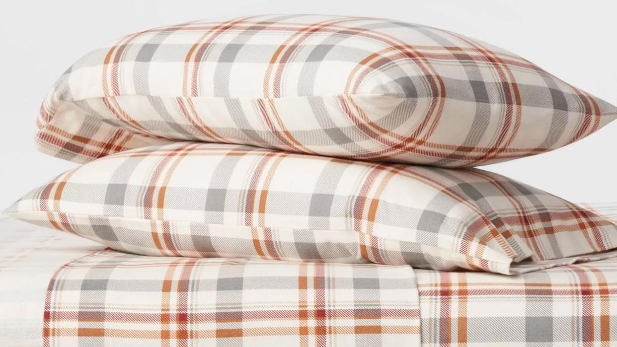 Fall Flannel Patterned Sheet Set - Threshold