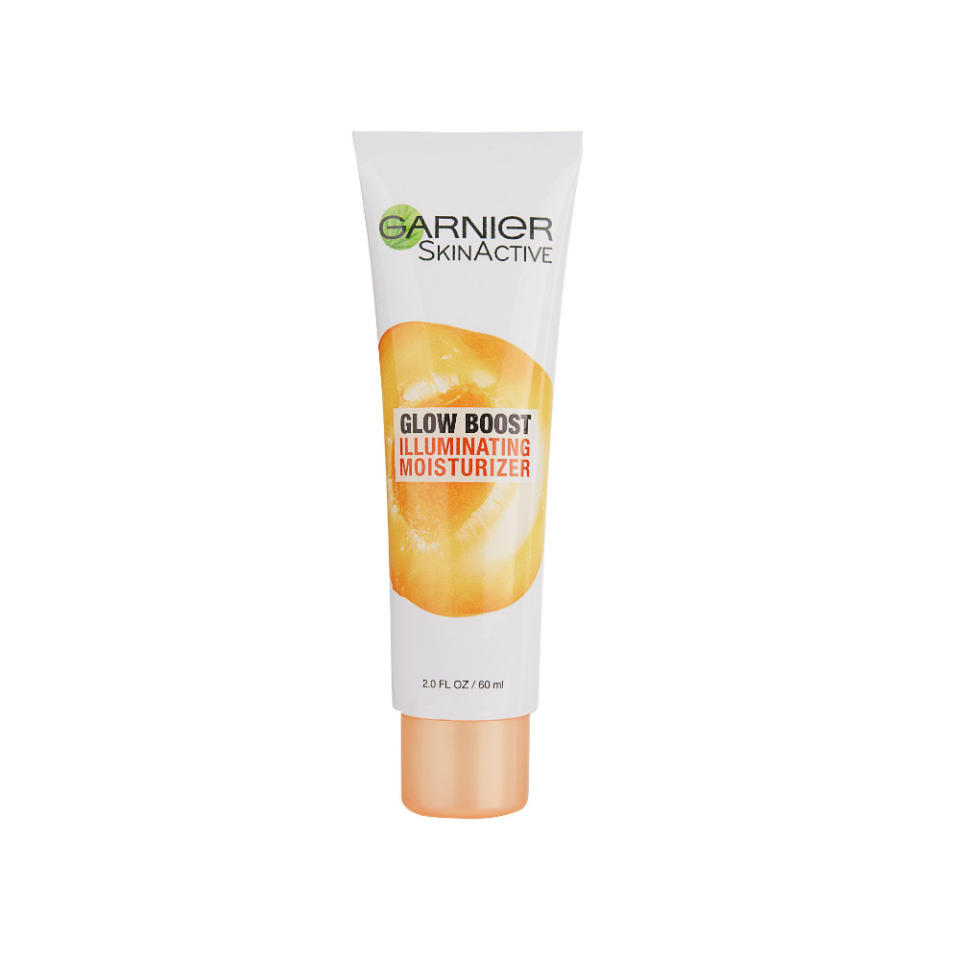 Garnier Apricot Illuminating Facial Moisturizer