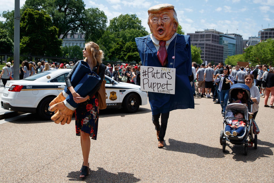 Hundreds gather at the White House to protest Trump’s firing of FBI Dir. Comey