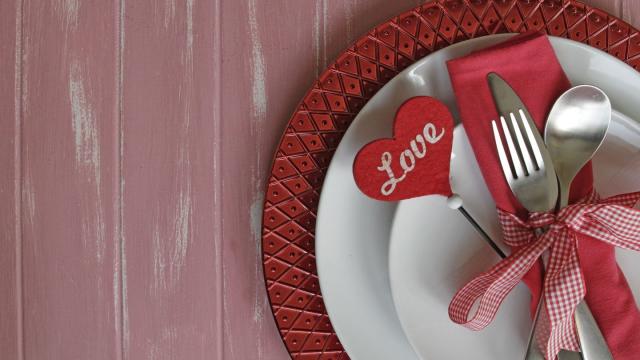 These Pretty DIY Valentine's Day Decorations Will Steal Your Heart