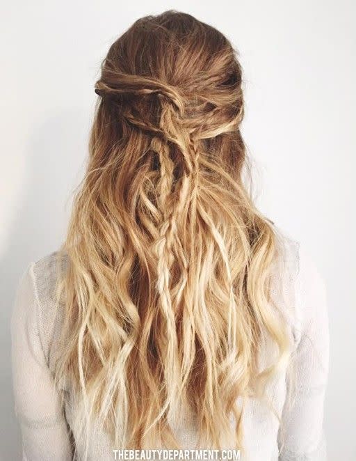 <p>This messy half up do is perfect for days when you just can’t seem to get your waves to sit right.</p><p>Get the full tutorial <a href="http://thebeautydepartment.com/2016/01/2-minute-magic/" rel="nofollow noopener" target="_blank" data-ylk="slk:here.;elm:context_link;itc:0;sec:content-canvas" class="link ">here. <br></a></p>