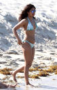 <p>The <i>Baywatch</i> star <a rel="nofollow" href="https://www.yahoo.com/celebrity/priyanka-chopra-shows-off-bikini-bod-miami-175405987.html" data-ylk="slk:rocked a bikini;elm:context_link;itc:0;sec:content-canvas;outcm:mb_qualified_link;_E:mb_qualified_link;ct:story;" class="link  yahoo-link">rocked a bikini</a> on a beach day in Miami. No, her swimsuit isn’t red, but do you hear any complaints? (Photo: OHPIX/BACKGRID) </p>