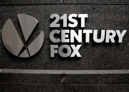 FILE PHOTO: The 21st Century Fox logo is seen outside the News Corporation headquarters in Manhattan, New York, U.S. on April 29, 2016. REUTERS/Brendan McDermid/File Photo