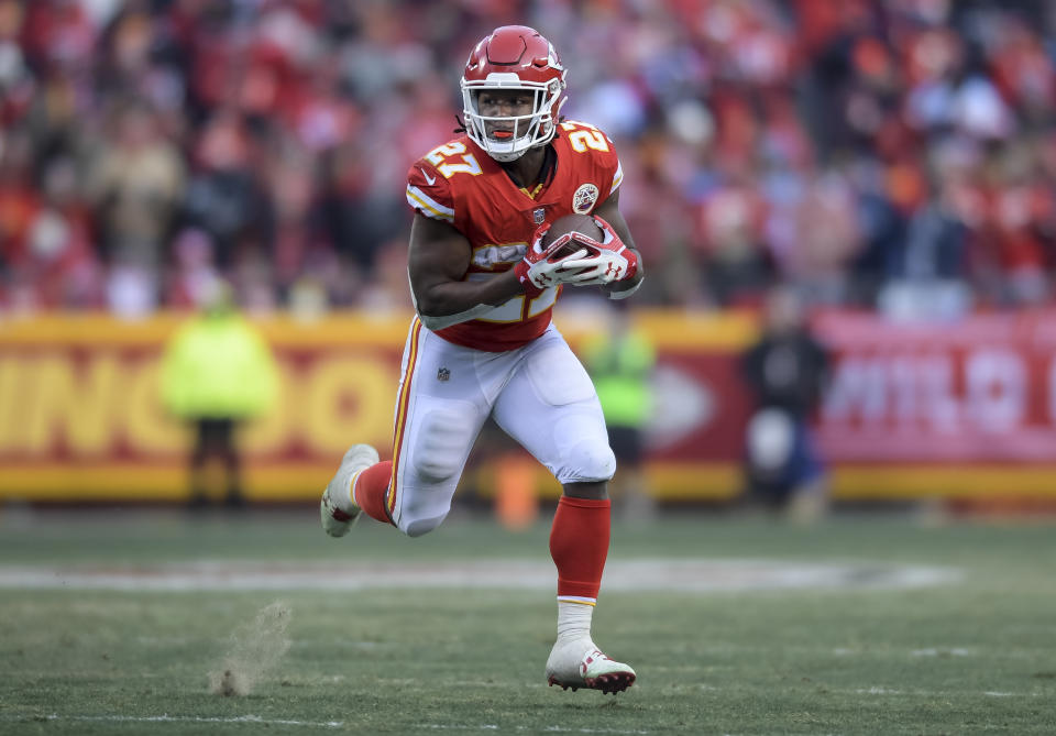 Chiefs Pro Bowl running back Kareem Hunt had just five carries after the first quarter versus Tennessee. (AP Photo/Reed Hoffmann)