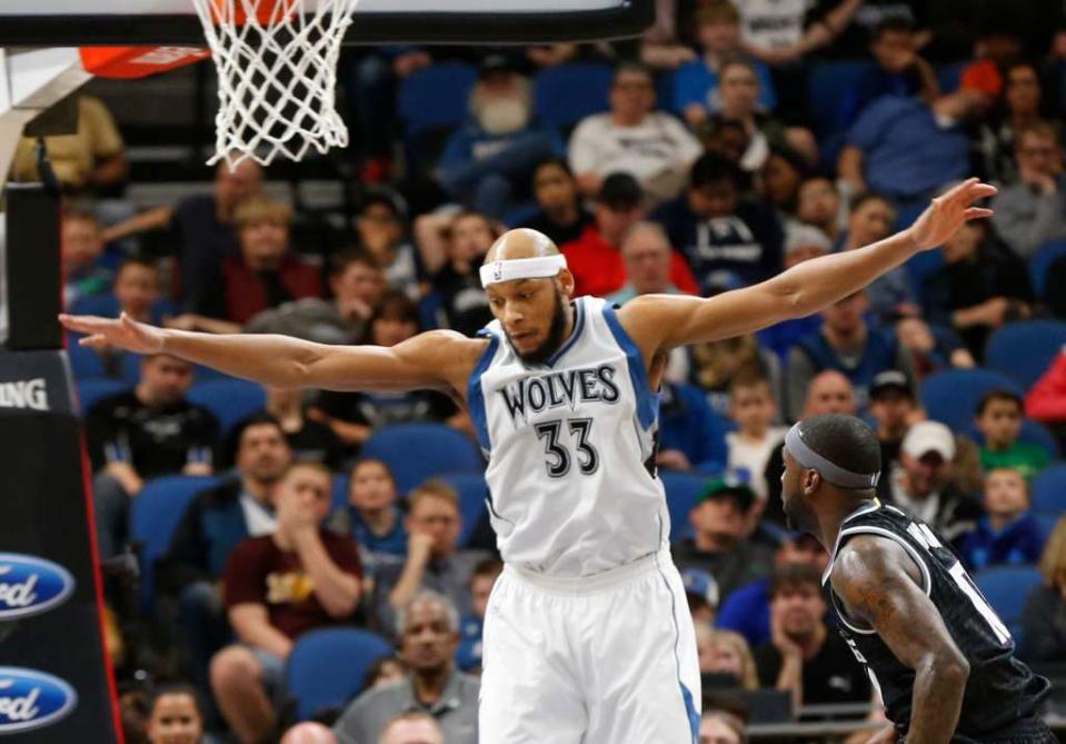 9 mai - Adreian Payne - Adreian Payne a été tué par balles en Floride, à l'âge de 31 ans. Passé par Villeurbanne, où il a remporté le championnat de France en 2019, il a aussi fait carrière en NBA.<br /><br /> <a href="https://www.huffingtonpost.fr/entry/le-basketteur-adreian-payne-tue-par-balles-aux-etats-unis_fr_627a119ae4b00fbab632b850"><strong>>>> Lire notre article par ici</strong></a>