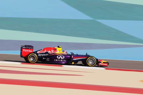 Motor Racing - Formula One World Championship - Bahrain Grand Prix - Qualifying Day - Sakhir, Bahrain