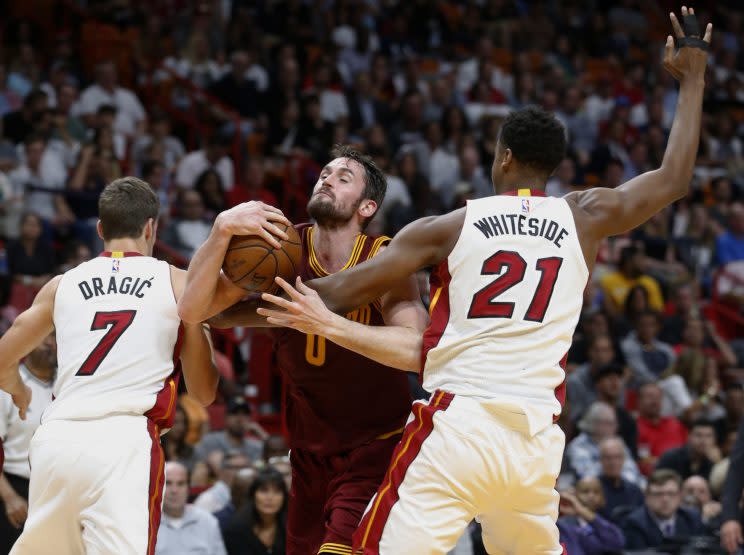 Kevin Love and the Cavaliers could miss out on a No. 1 seed. (AP)
