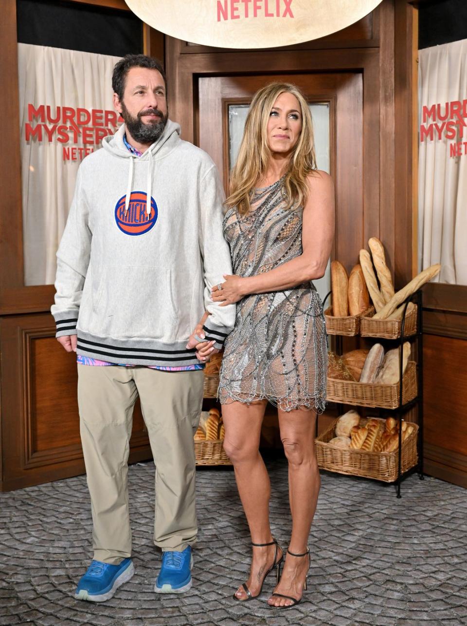 jennifer aniston and adam sandler at the murder mystery 2 premiere