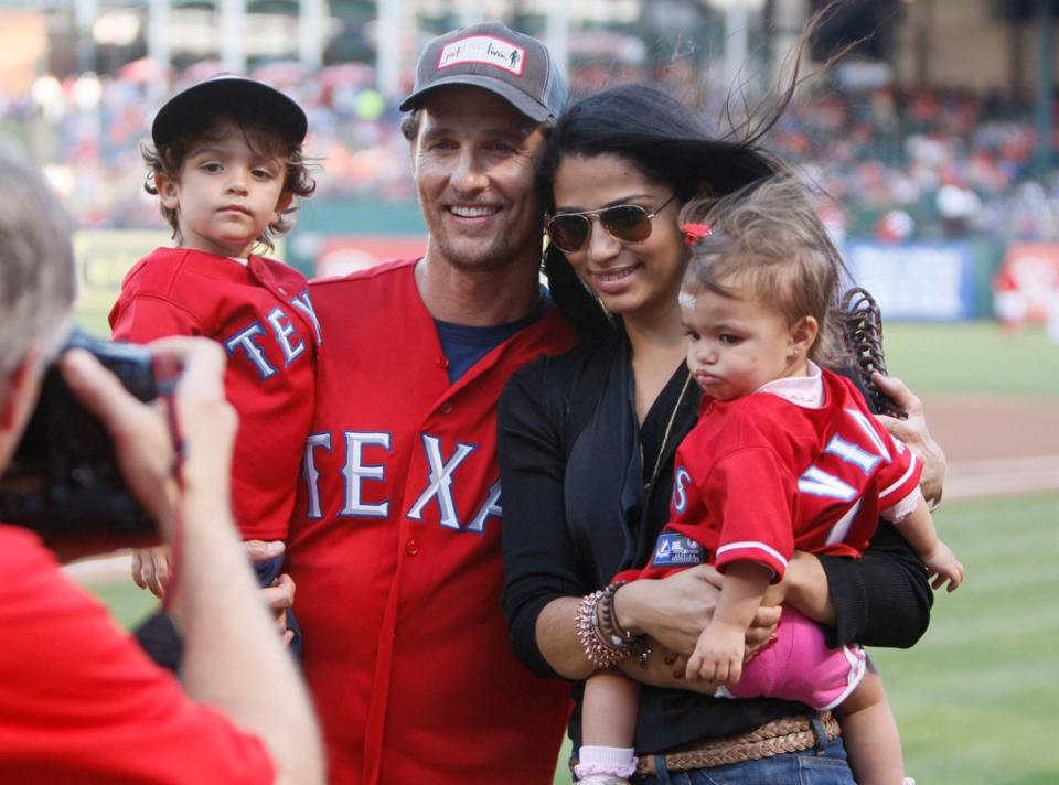 Matthew McConaughey, Levi, Vida, Camila Alves, 2011