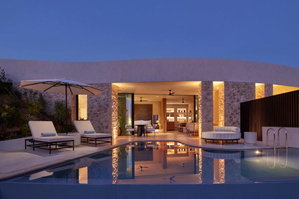 The most beautiful villas with their own swimming pool (MO)