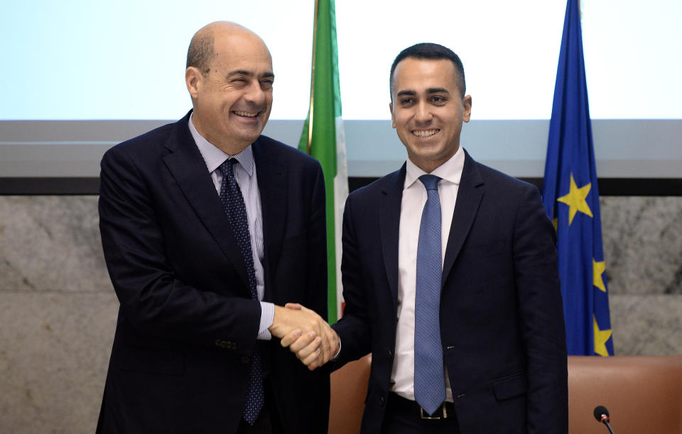 Zingaretti-Di Maio: patto anti-Renzi