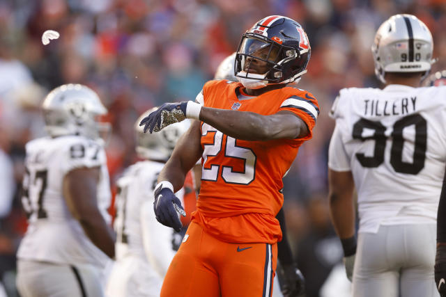 Broncos' Biggest Studs & Duds in 22-16 Loss to Raiders