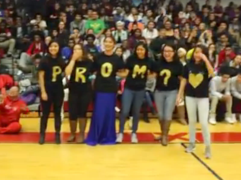 Michigan Teen's Promposal to Student with Special Needs Goes Viral: 'Personality Is What Makes a Person Beautiful'| Medical Conditions, Good Deeds, Real People Stories, The Daily Smile