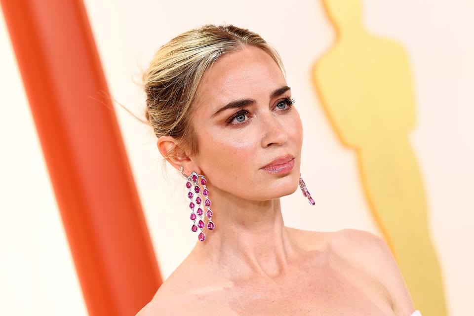 95th annual academy awards arrivals emily blunt