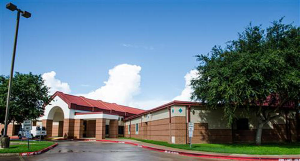 The front of Melba Passmore Elementary School in Alvin, Texas where Kenlee Shaw attends.