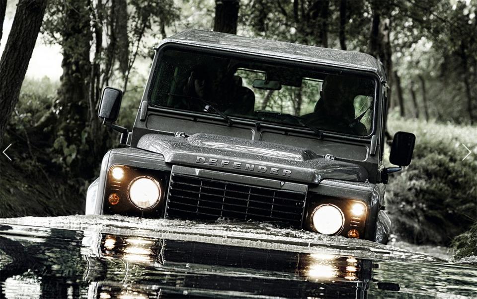 Land Rover Defender