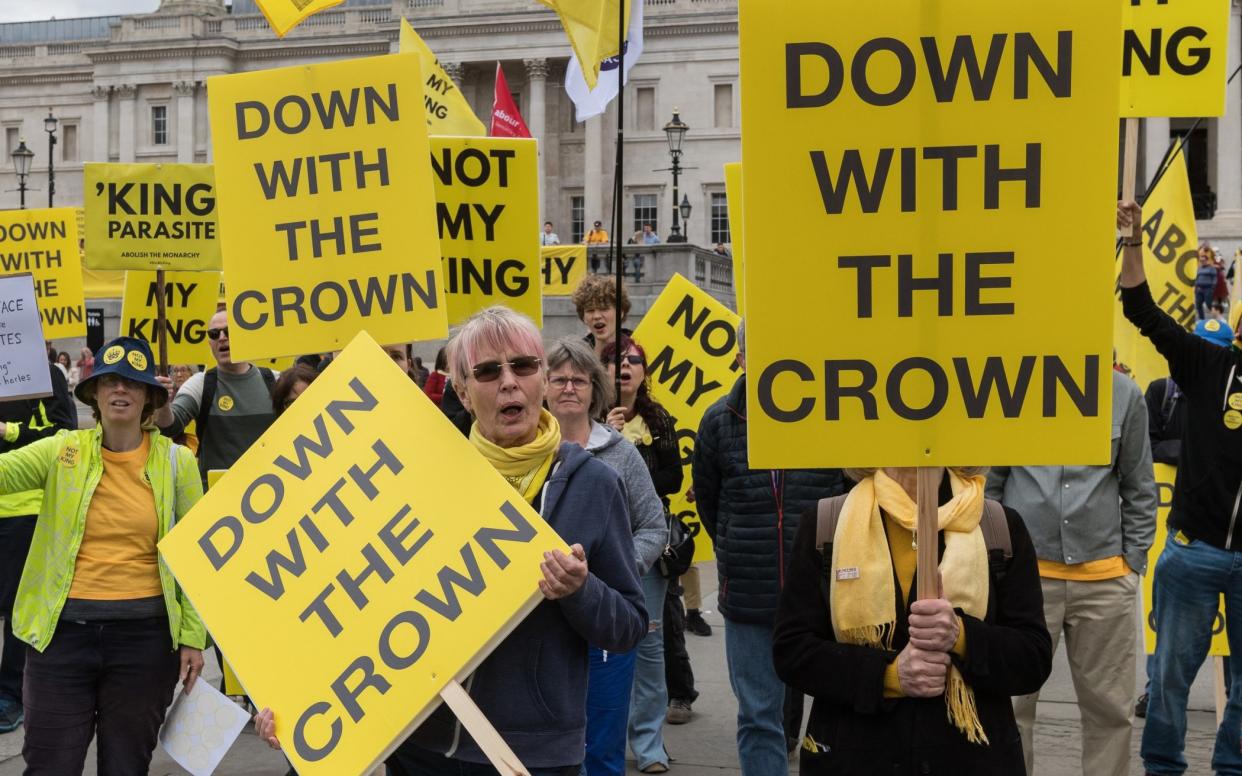 About 100 republican protesters gathered in Trafalgar Square for a demonstration