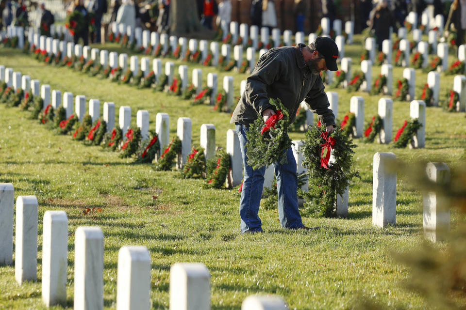 Annual Wreaths Across America Event Held At Arlington National Cemetery (Anna Moneymaker / Getty Images)