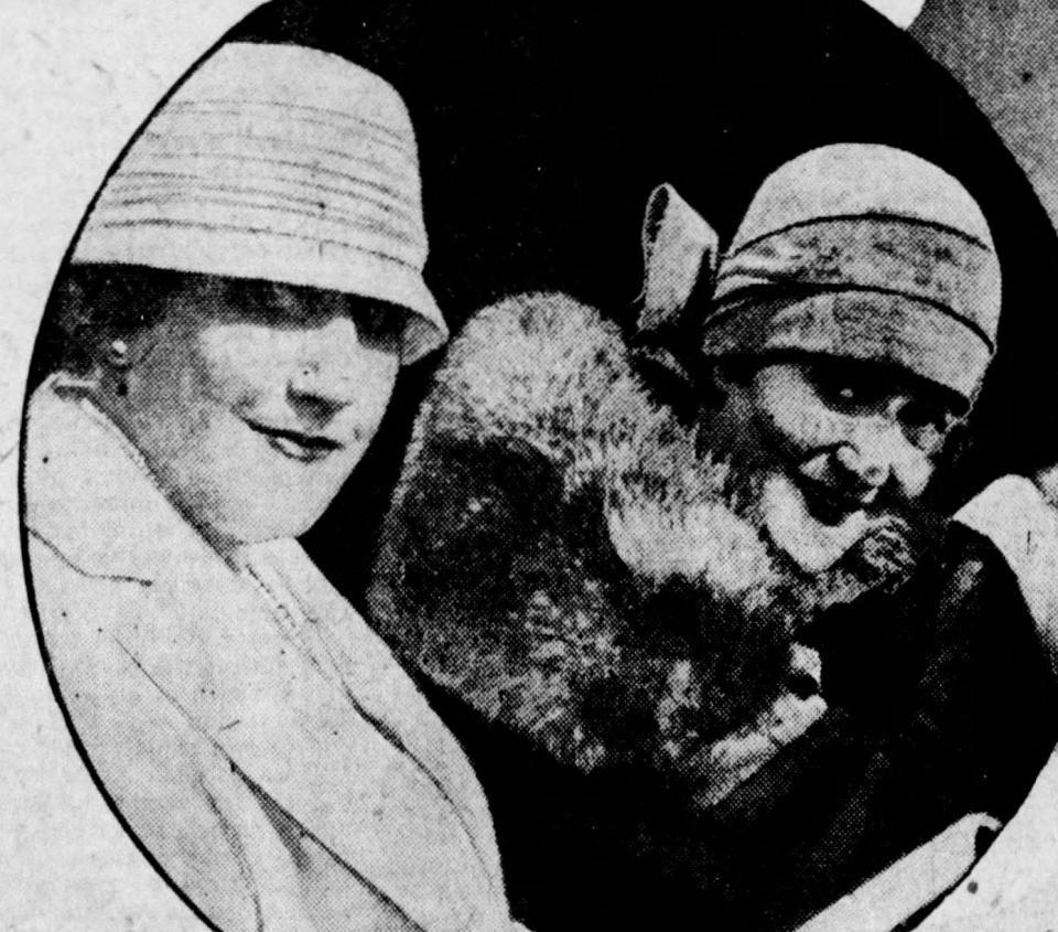 Marion McKinlock and Muriel McCormick as seen in the Chicago Tribune in 1924