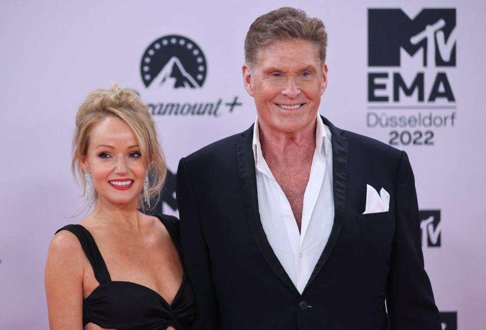 David Hasselhoff and his wife Hayley (REUTERS)
