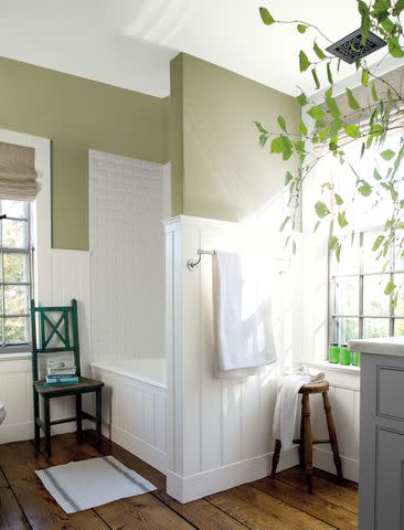 <p>Courtesy of Benjamin Moore</p>