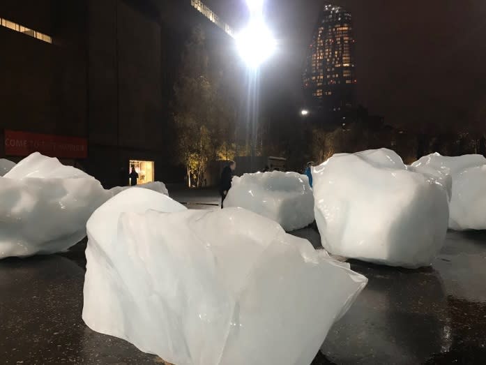 Los bloques de hielo en Londres para crear conciencia sobre el cambio climático