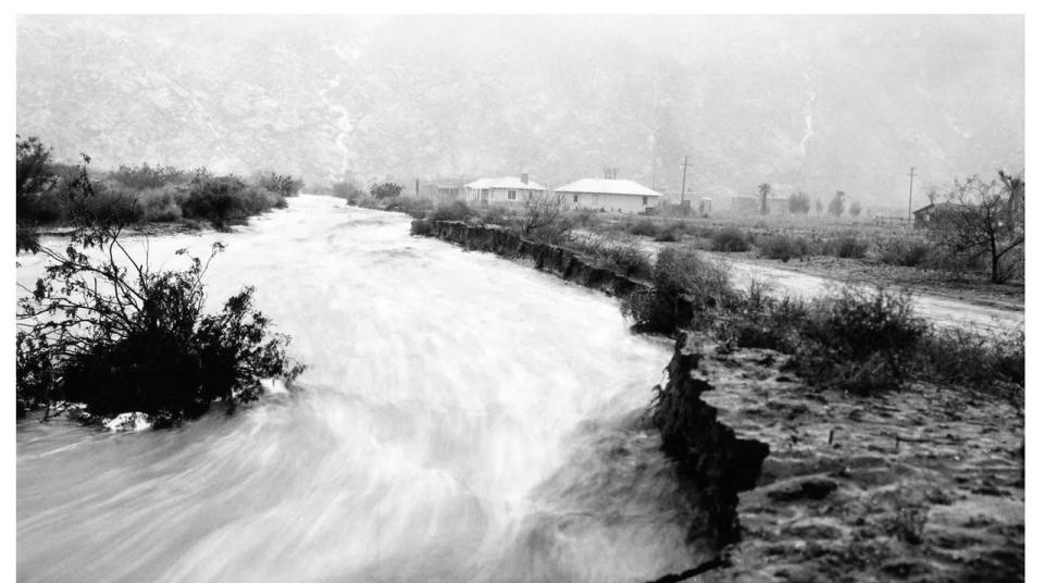 Baristo Road (then Lime Street) during the 1927 flood.