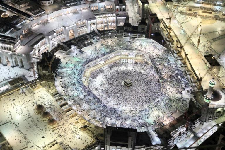 I went to Hajj last year and it had a profound impact on me. This is what it was like