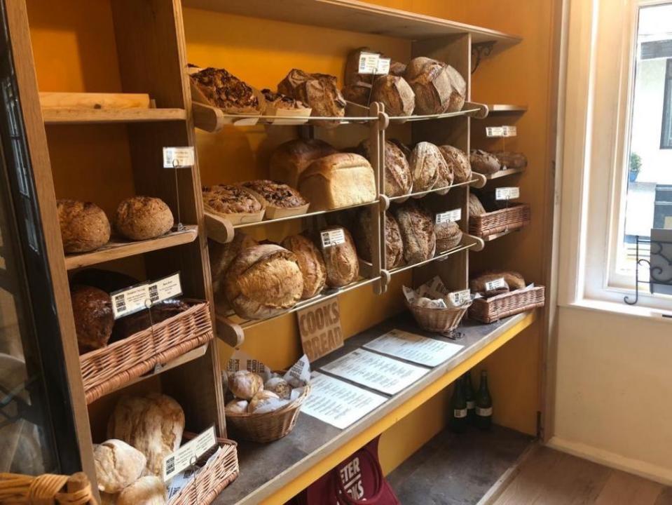 Worcester News: SABROSO: Peter Cooks Bread tiene un nuevo aspecto 
