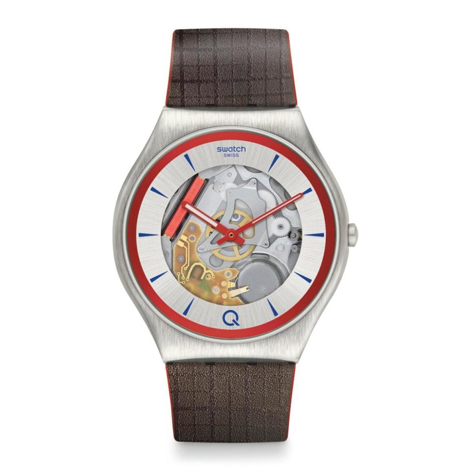 SWATCH Q watch（型號SS07Z100）限量款腕錶，定價NT$7,100。