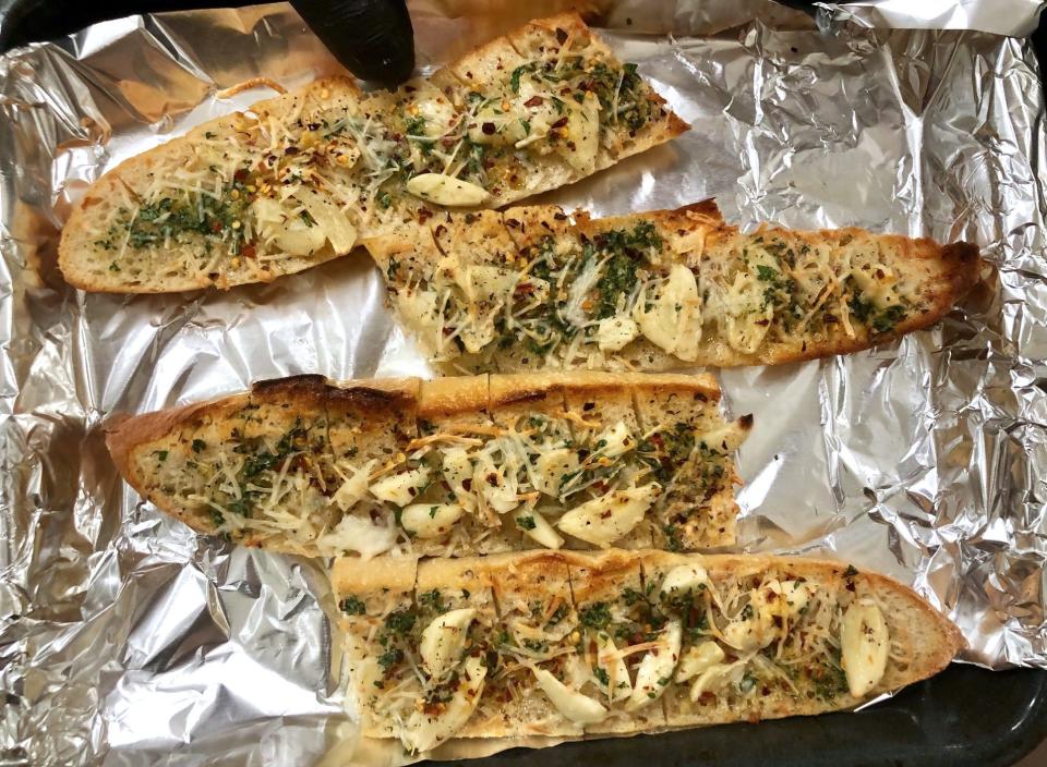 Ina Garten's Outrageous Garlic Bread