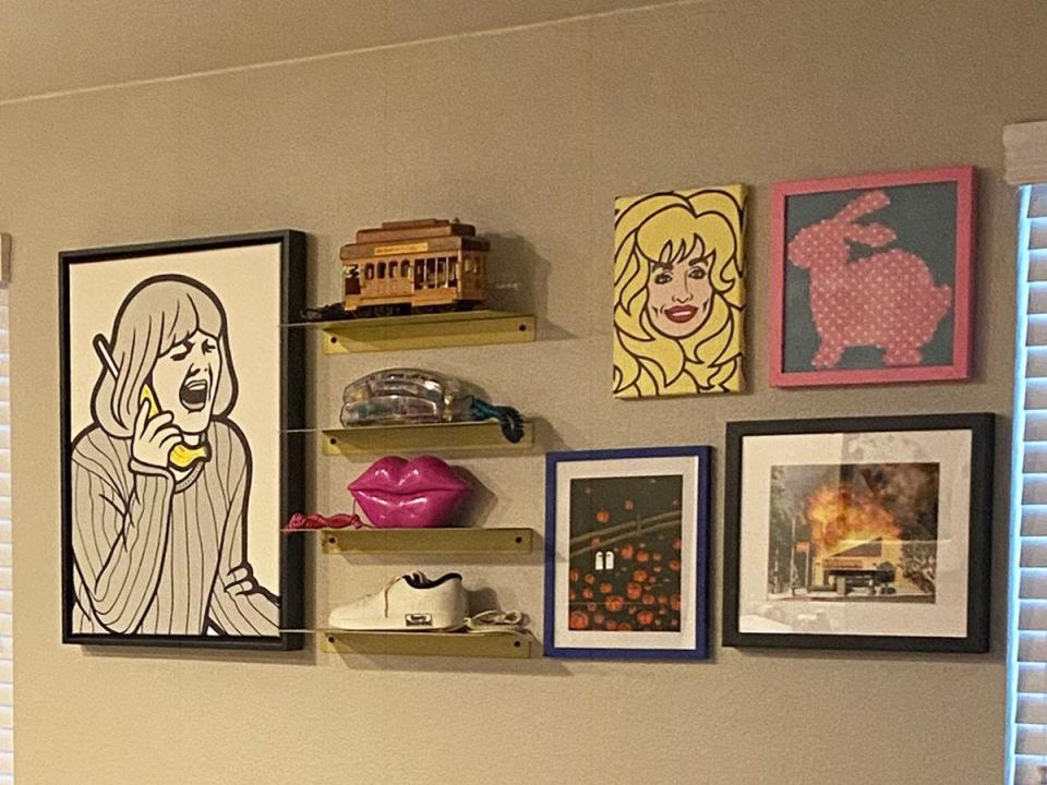 artwork on walls in mobile home