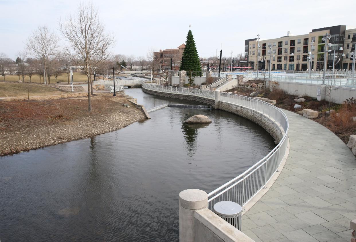 Temperatures in the low 60s on Wednesday, Feb. 21, 2024, brought out people for the scenic sunshine in Beutter Park in downtown Mishawaka.