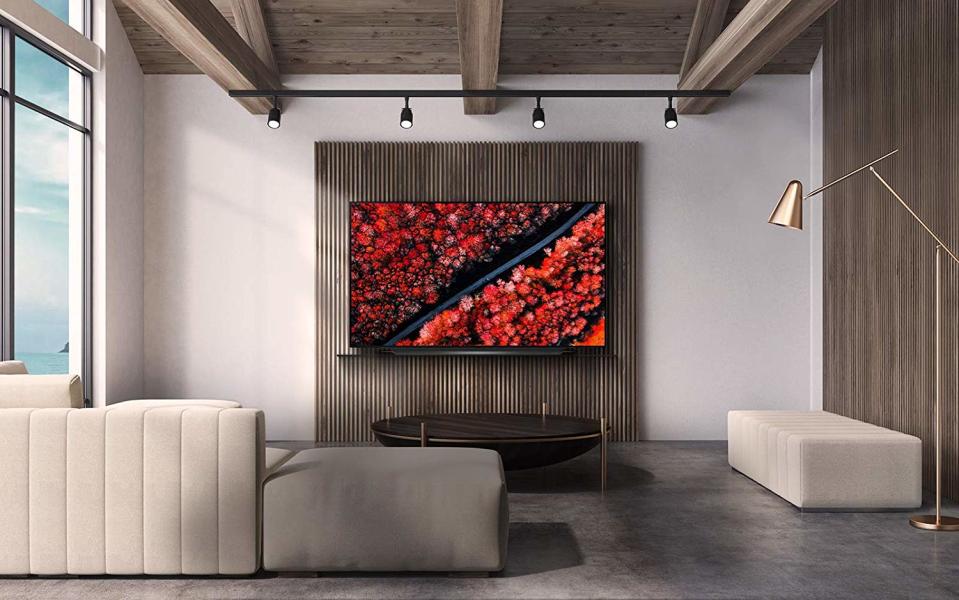 This 4K TV has a 4.5 out of 5 stars review rating. (Photo: Amazon)