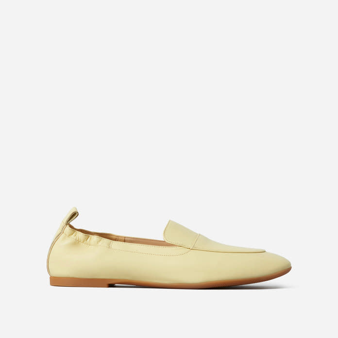 The Everlane Day Loafer’s whipped-soft Italian leather makes them cool and comfortable even without socks. Their cushioned insoles cradle your arches and drastically reduce the impact you feel when putting foot to pavement.